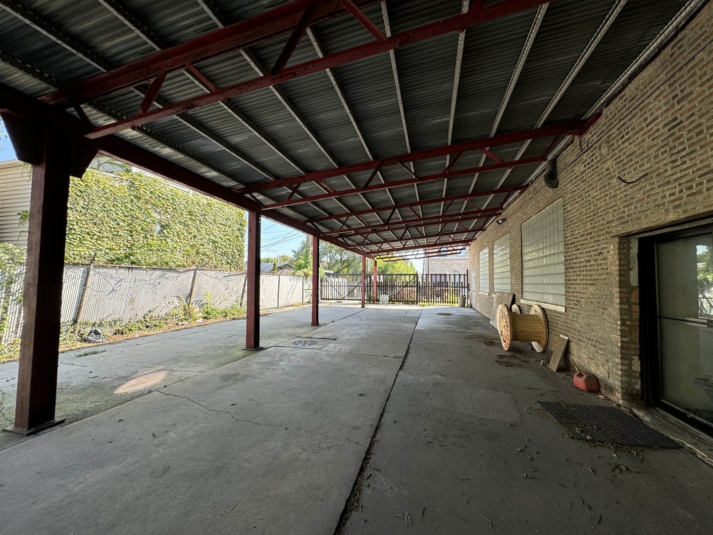 452 N Claremont Avenue