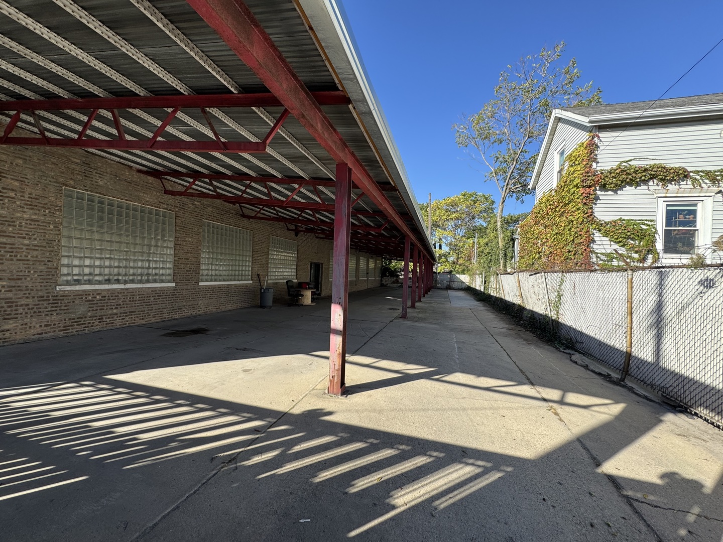 452 N Claremont Avenue