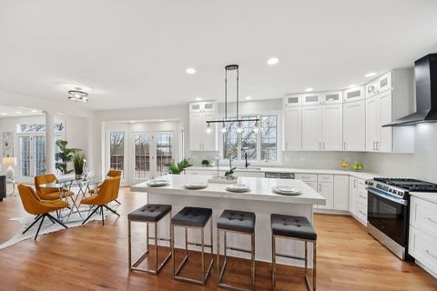 Tiny photo for 1022 Oakland Drive, Barrington, IL 60010 (MLS # 12584971)