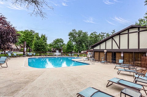 Tiny photo for 11151 Cottonwood Drive #19C, Palos Hills, IL 60465 (MLS # 12764295)