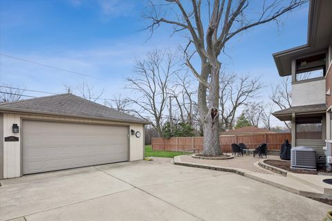 Tiny photo for 346 E South Street, Elmhurst, IL 60126 (MLS # 12576388)