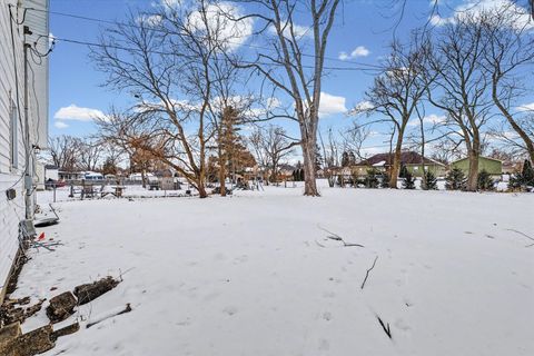 Tiny photo for 724 E Patton Street, Paxton, IL 60957 (MLS # 12548699)