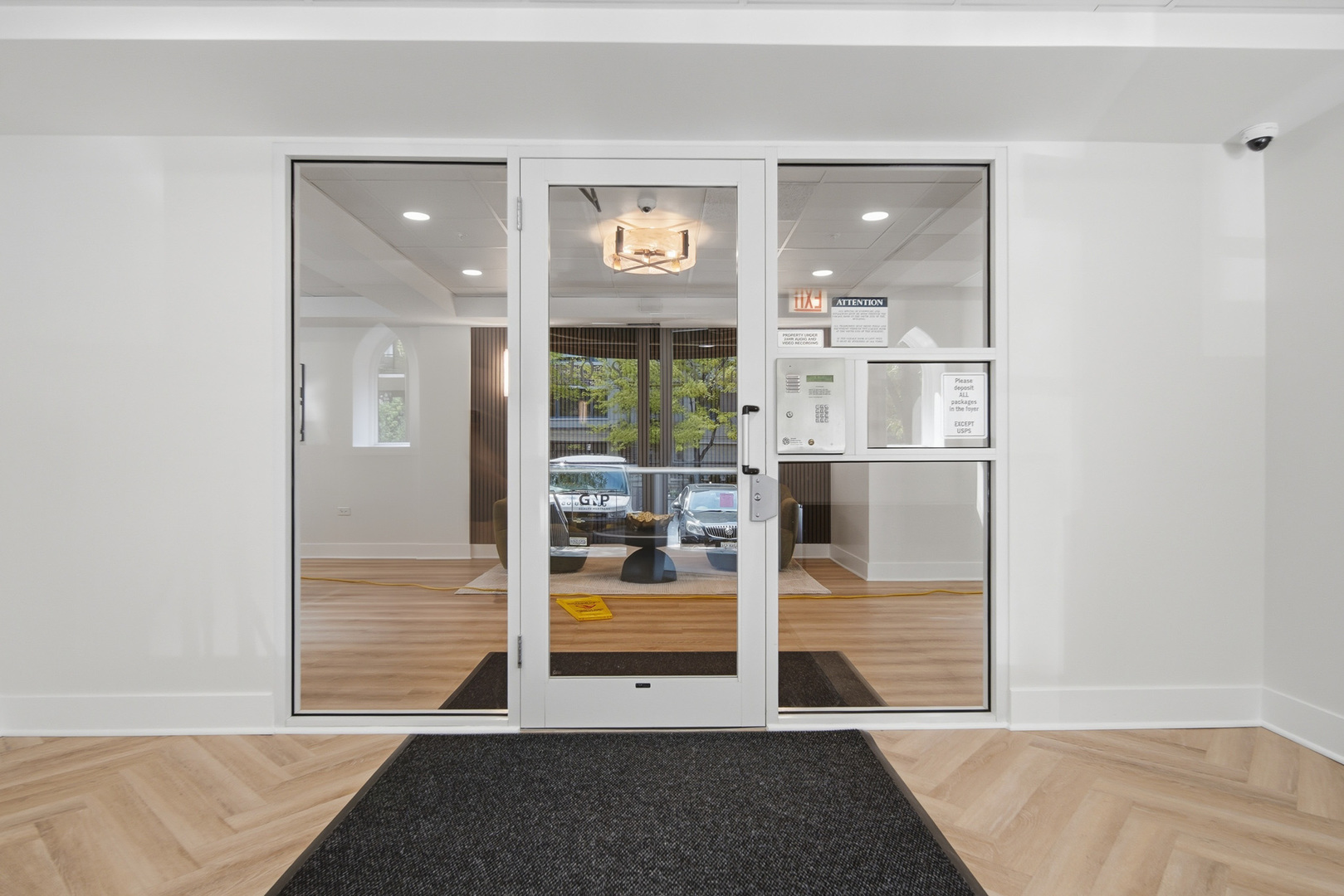 10 S Wille Street 209