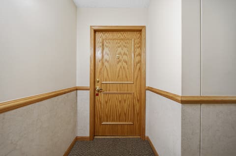 Tiny photo for 10 S Wille Street #209, Mount Prospect, IL 60056 (MLS # 12703503)
