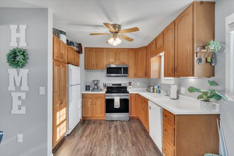 Tiny photo for 514 12th Avenue, Hampton, IL 61256 (MLS # 12618656)