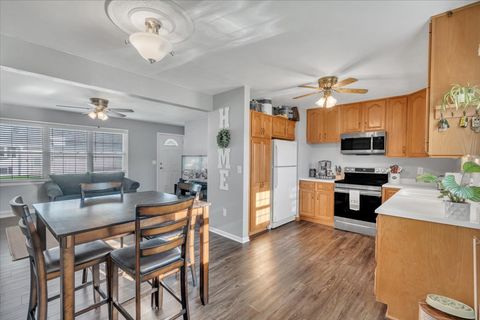 Tiny photo for 514 12th Avenue, Hampton, IL 61256 (MLS # 12618656)