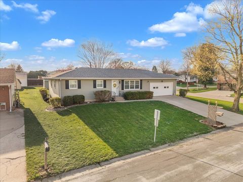 Tiny photo for 514 12th Avenue, Hampton, IL 61256 (MLS # 12618656)