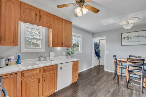 Tiny photo for 514 12th Avenue, Hampton, IL 61256 (MLS # 12618656)