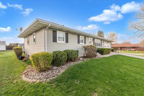Tiny photo for 514 12th Avenue, Hampton, IL 61256 (MLS # 12618656)