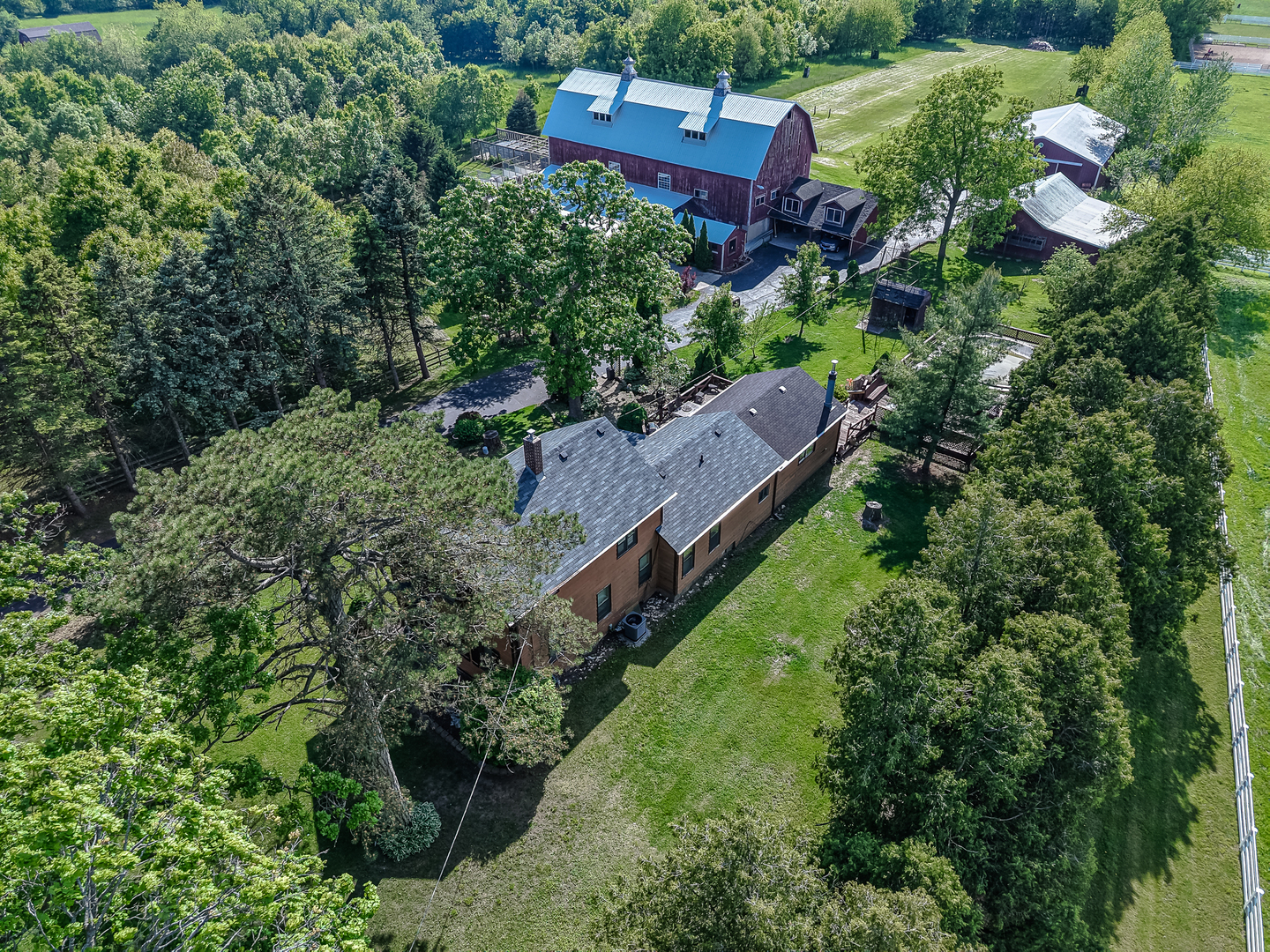 2517 S Country Club Road