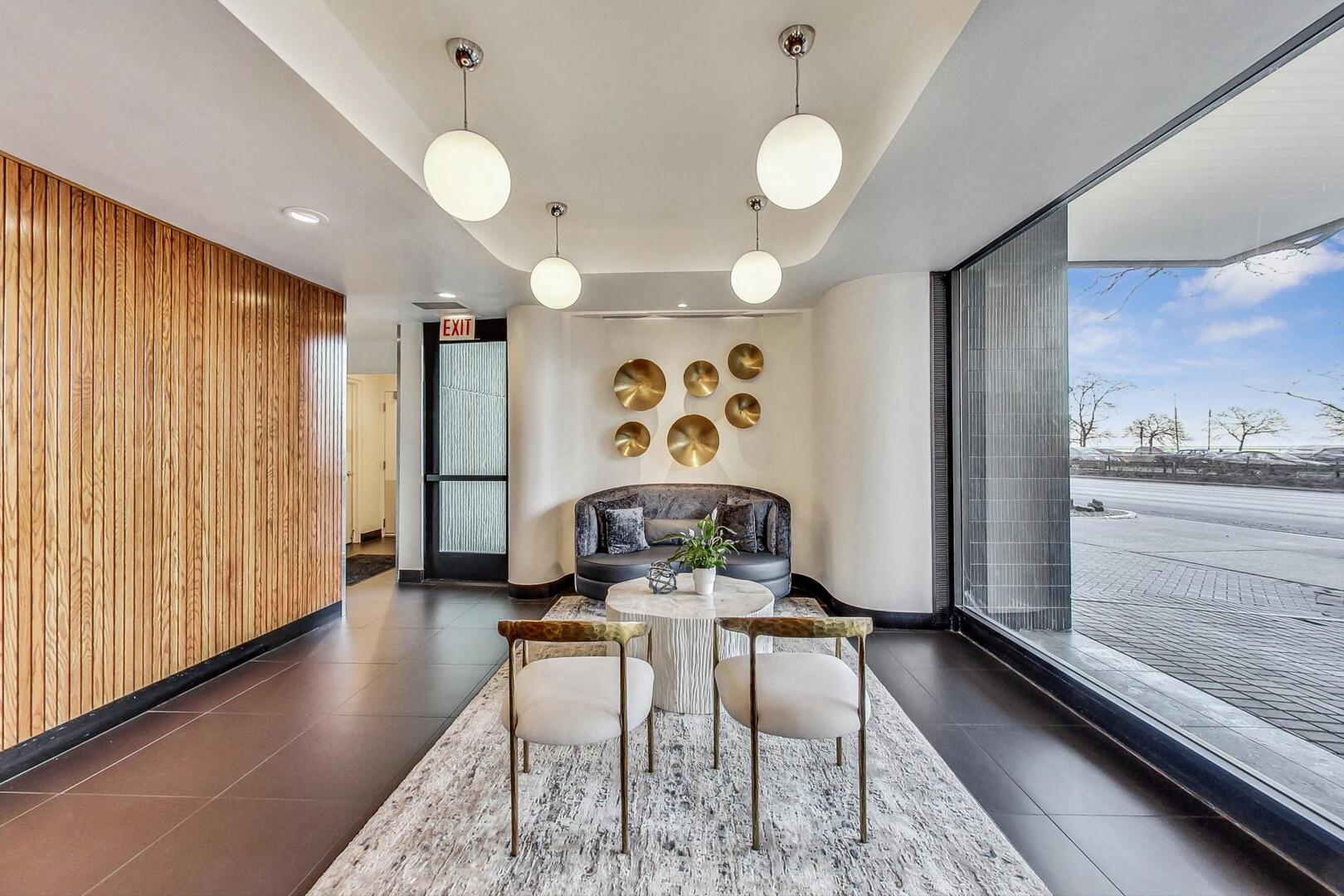 1110 N Lake Shore Drive 20S