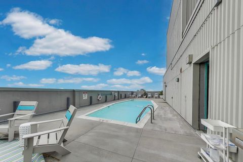 Tiny photo for 1110 N Lake Shore Drive #20S, Chicago, IL 60611 (MLS # 12500013)