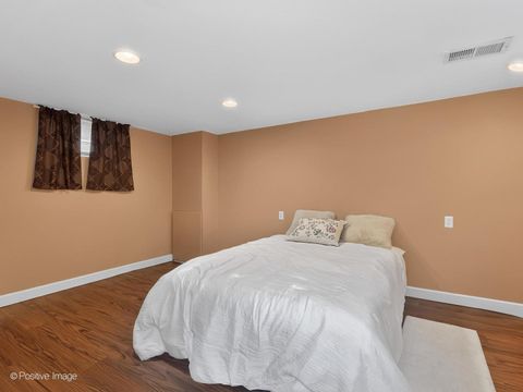 Tiny photo for 4214 Prairie Avenue, Brookfield, IL 60513 (MLS # 12542865)