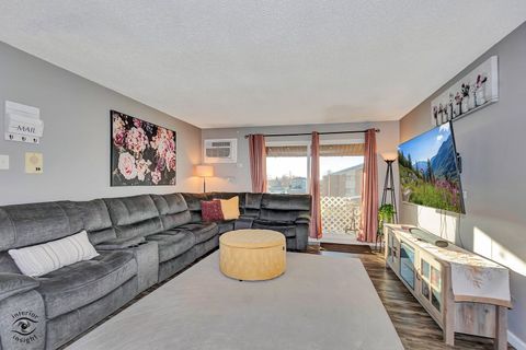 Tiny photo for 9865 Cordoba Court #3A, Orland Park, IL 60462 (MLS # 12589012)