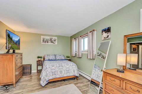 Tiny photo for 9865 Cordoba Court #3A, Orland Park, IL 60462 (MLS # 12589012)