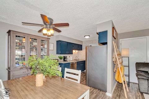 Tiny photo for 9865 Cordoba Court #3A, Orland Park, IL 60462 (MLS # 12589012)