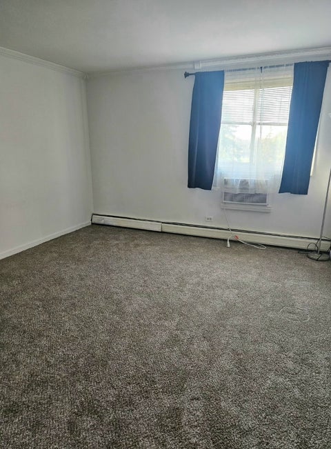 Tiny photo for 5011 VALLEY Lane #507, Streamwood, IL 60107 (MLS # 12792654)