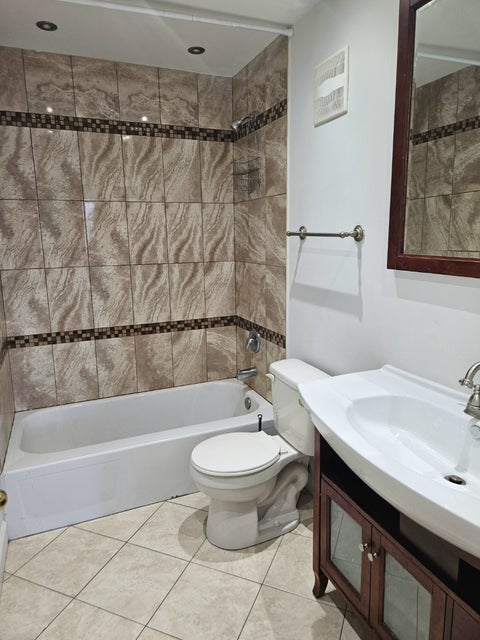 Tiny photo for 5011 VALLEY Lane #507, Streamwood, IL 60107 (MLS # 12792654)