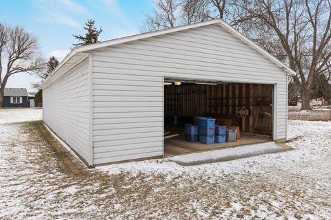 Tiny photo for 6212 Auburn Street, Rockford, IL 61101 (MLS # 12539023)