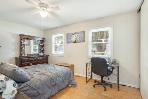 Tiny photo for 1507 Sunset Drive, McHenry, IL 60051 (MLS # 12727621)