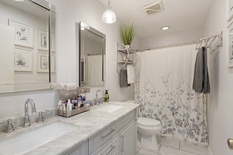 Tiny photo for 1507 Sunset Drive, McHenry, IL 60051 (MLS # 12727621)