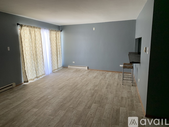 2303 Holiday Terrace 47