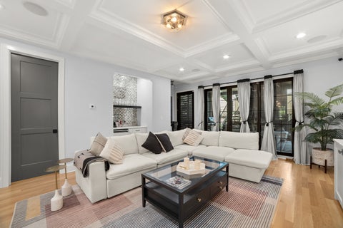 Tiny photo for 2254 W Roscoe Street #1, Chicago, IL 60618 (MLS # 12686275)