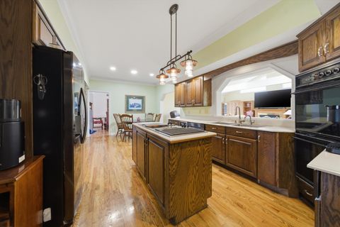 Tiny photo for 24 Burning Bush Trail, Crystal Lake, IL 60012 (MLS # 12544926)