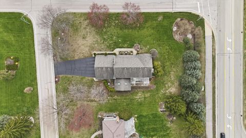 Tiny photo for 24 Burning Bush Trail, Crystal Lake, IL 60012 (MLS # 12544926)