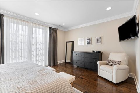 Tiny photo for 2911 N RACINE Avenue, Chicago, IL 60657 (MLS # 12672272)