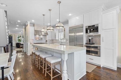 Tiny photo for 2911 N RACINE Avenue, Chicago, IL 60657 (MLS # 12672272)