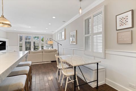 Tiny photo for 2911 N RACINE Avenue, Chicago, IL 60657 (MLS # 12672272)