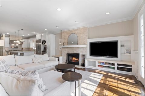Tiny photo for 2911 N RACINE Avenue, Chicago, IL 60657 (MLS # 12672272)