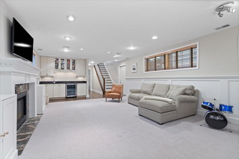 Tiny photo for 2911 N RACINE Avenue, Chicago, IL 60657 (MLS # 12672272)