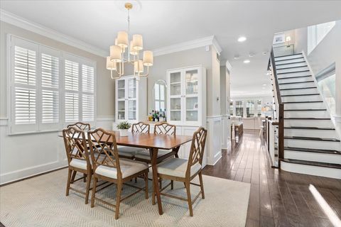 Tiny photo for 2911 N RACINE Avenue, Chicago, IL 60657 (MLS # 12672272)