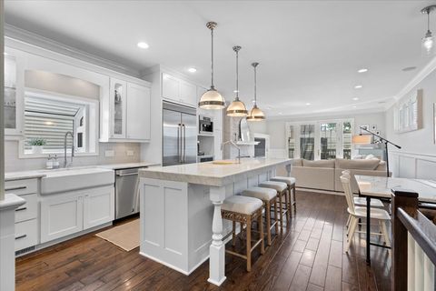 Tiny photo for 2911 N RACINE Avenue, Chicago, IL 60657 (MLS # 12672272)