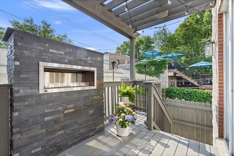Tiny photo for 2911 N RACINE Avenue, Chicago, IL 60657 (MLS # 12672272)