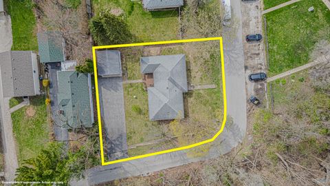 Tiny photo for 2 Davison Street, Joliet, IL 60433 (MLS # 12617473)