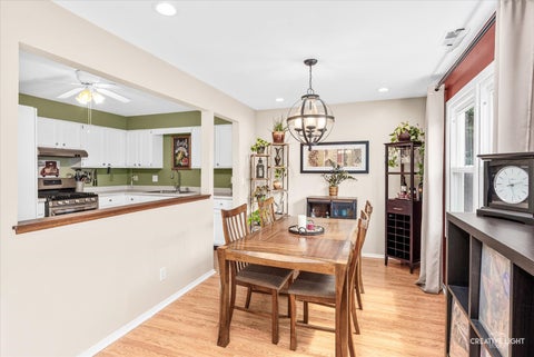 Tiny photo for 205 Millington Way #205, St. Charles, IL 60174 (MLS # 12661268)