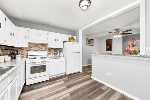 Tiny photo for 743 E Fullerton Avenue #112, Glendale Heights, IL 60139 (MLS # 12741468)