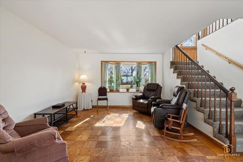 Tiny photo for 2302 Fulle Street, Rolling Meadows, IL 60008 (MLS # 12537919)