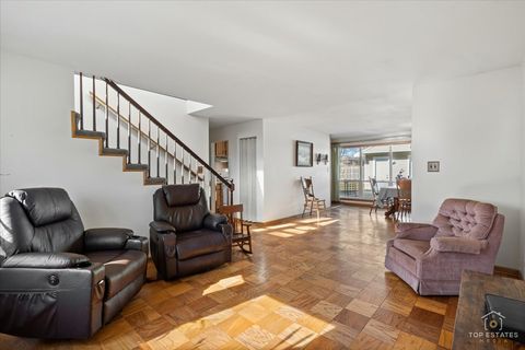 Tiny photo for 2302 Fulle Street, Rolling Meadows, IL 60008 (MLS # 12537919)