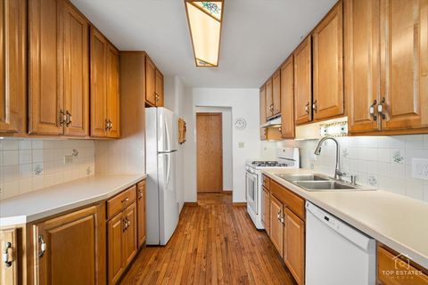 Tiny photo for 2302 Fulle Street, Rolling Meadows, IL 60008 (MLS # 12537919)