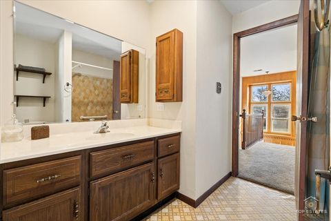 Tiny photo for 2302 Fulle Street, Rolling Meadows, IL 60008 (MLS # 12537919)