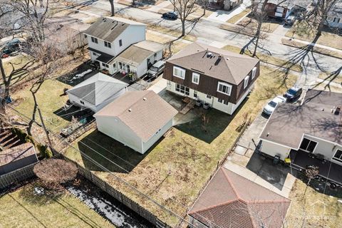 Tiny photo for 2302 Fulle Street, Rolling Meadows, IL 60008 (MLS # 12537919)