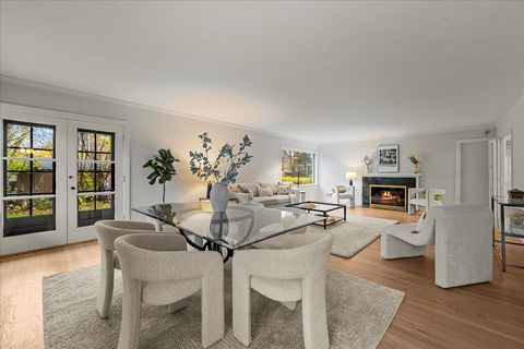 Tiny photo for 1553 Hawthorne Lane, Glenview, IL 60025 (MLS # 12515944)