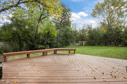 Tiny photo for 1553 Hawthorne Lane, Glenview, IL 60025 (MLS # 12515944)