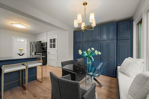 Tiny photo for 1553 Hawthorne Lane, Glenview, IL 60025 (MLS # 12515944)