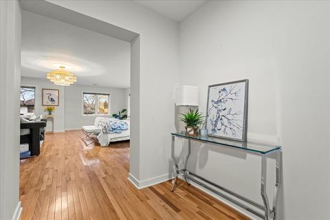 Tiny photo for 1553 Hawthorne Lane, Glenview, IL 60025 (MLS # 12515944)