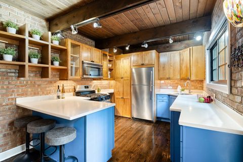 Tiny photo for 2735 N Mildred Avenue #2, Chicago, IL 60614 (MLS # 12674597)